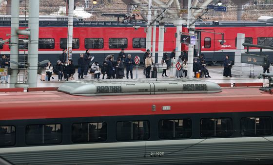 열차 정상 운행