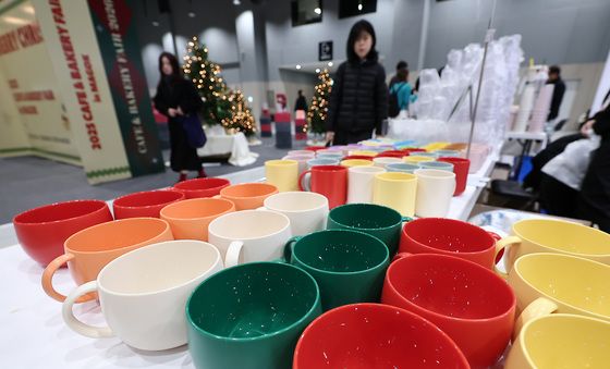 형형색색 커피잔