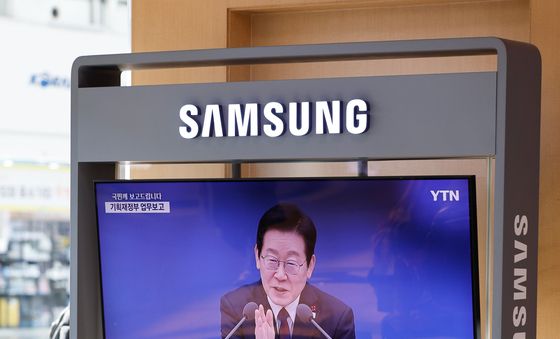 이재명 대통령 "심각한 인사 문제, 익명으로 보내달라"