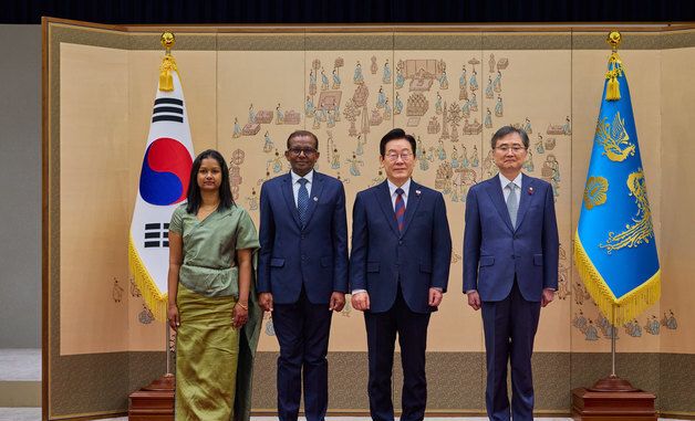 이재명 대통령, 주한스리랑카 대사 신임장 제정