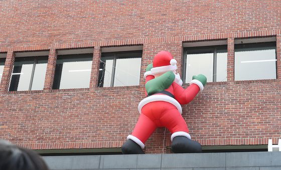 쉿! 산타 오셨네