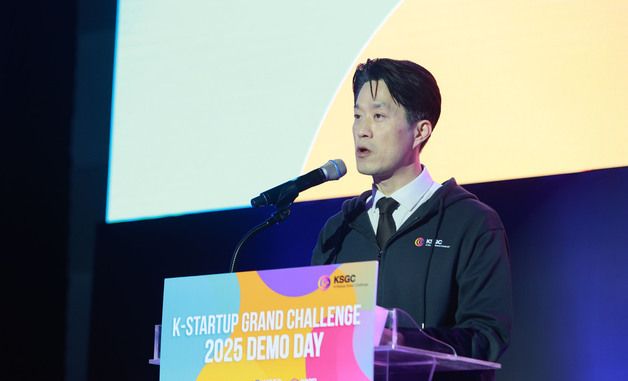 격려사하는 노용석 제1차관