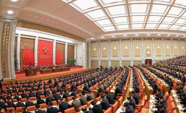 김정은, '당 대회 준비사업' 강조…조직정치 사업대책 밝혀