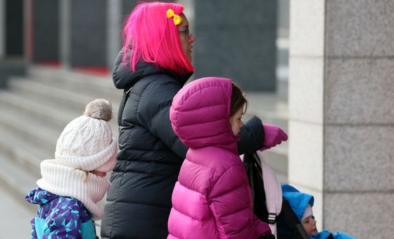 전국 아침 한파 시작…광화문 네거리도 '꽁꽁'