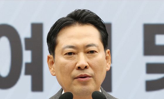 발언하는 장동혁 대표