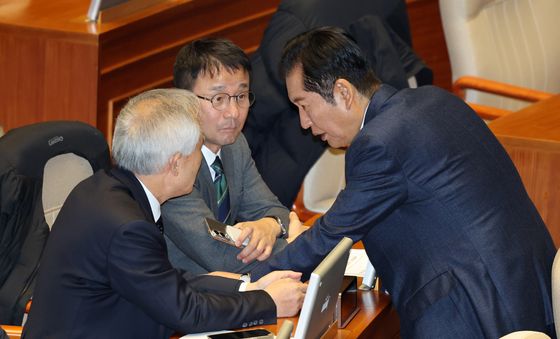 대화 나누는 정청래