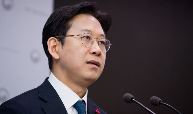 발언하는 배경훈 부총리