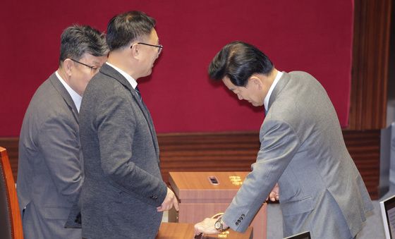 정동영 장관까지 동원된 필리버스터 종결동의의 건