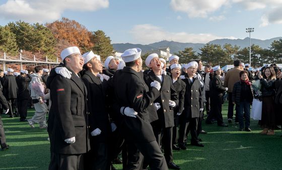 해군병 719기 수료식