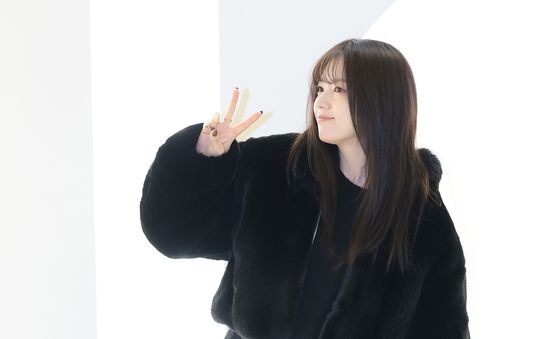 한효주, 개구쟁이 브이