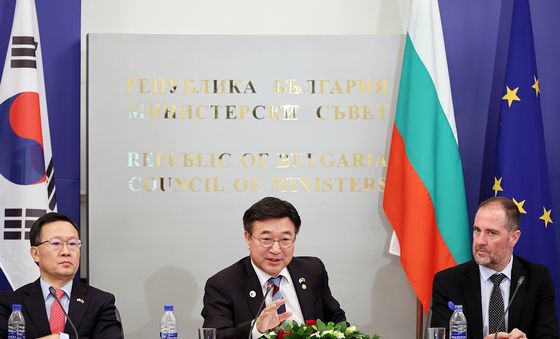 불가리아 공공행정연구소 방문한 윤호중 장관