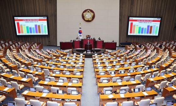 무제한 토론 주자로 나선 추경호