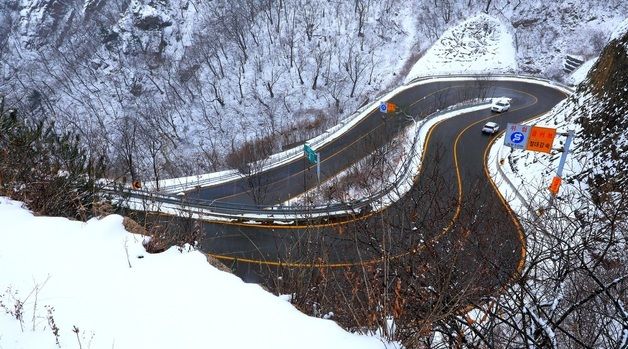 눈 쌓인 인제 한계령