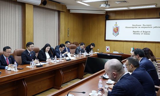 윤호중 장관, 불가리아 내무부 장관 접견