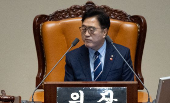 필리버스터 이어가는 박수민 국민의힘 의원