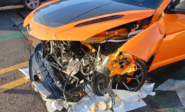 인천대로서 '중앙선 침범' 람보르기니 4중 추돌