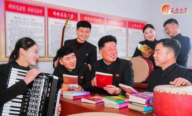 북한 원산통풍기공장…"청년 사업에 관심"