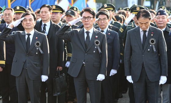 6·25전사자 영현 봉송