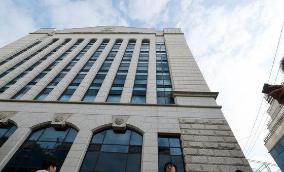 경찰, 통일교 서울본부 압수수색