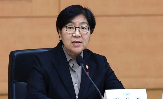 모두발언하는 정은경 보건복지부 장관