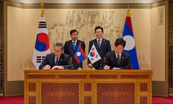 한-라오스 고용허가제 인력송출 양해각서 체결