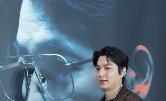 이민호, 영화관 온 조각