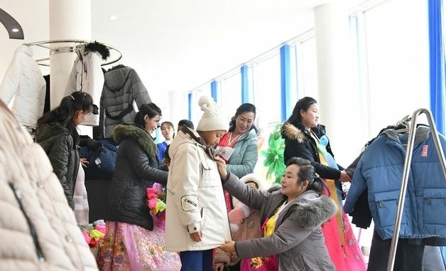 북한 함북 부령군 지방공업공장 준공식 진행