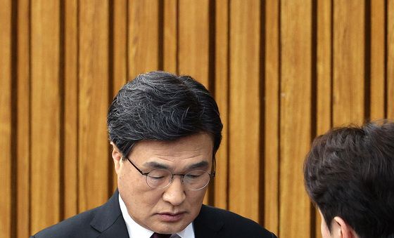 김대식 '초선 의원들과 논의'