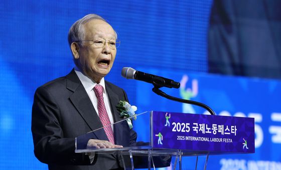 국제노동페스타 축하하는 손경식 경총 회장
