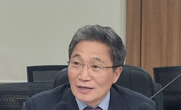 기자간담회 참석한 이학재 사장