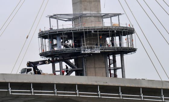 포항 해오름대교 주탑 공사