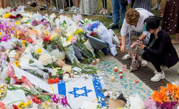 [포토] 호주 시드니 본다이 비치 총격사건 추모 현장