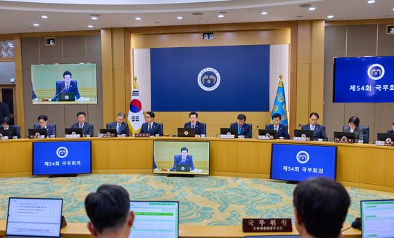 국무회의 주재하는 이재명 대통령