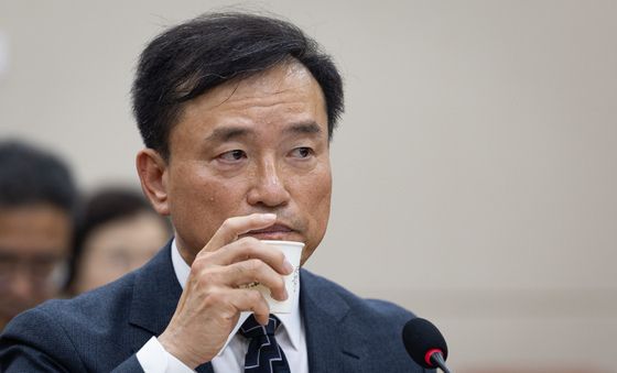 오후 청문회 이어가는 김종철 방미통위 위원장 후보자