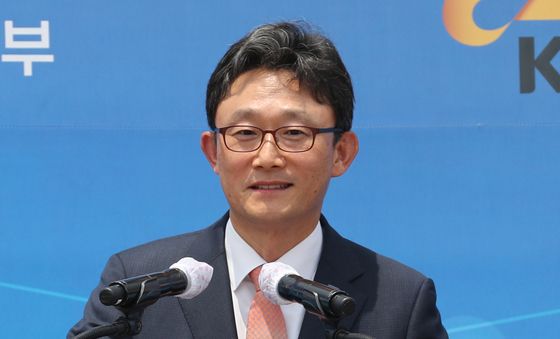 KT 차기 CEO에 박윤영 전 KT 기업부문장