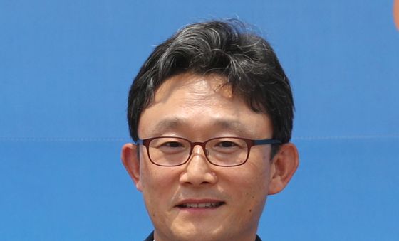 KT 차기 CEO에 박윤영 전 KT 기업부문장