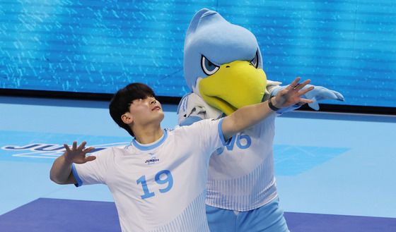 시투하는 SSG 조병현