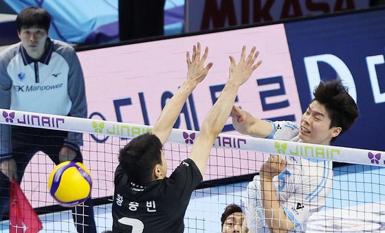 정한용 '공격 성공'