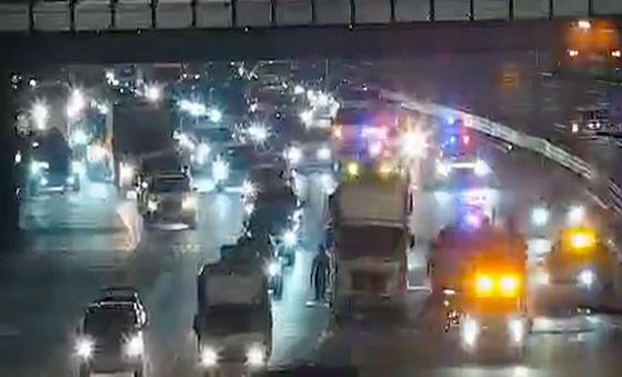 강변북로 성수대교 북단 일산방향 교통사고