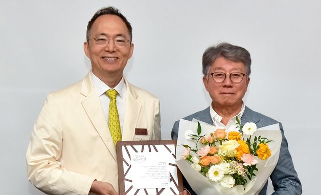 한국도미노피자, 삼성서울병원에 1억 원 기부금 전달