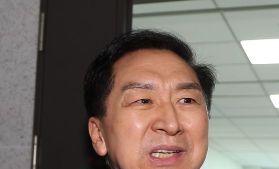 의원실 도착한 김기현 의원