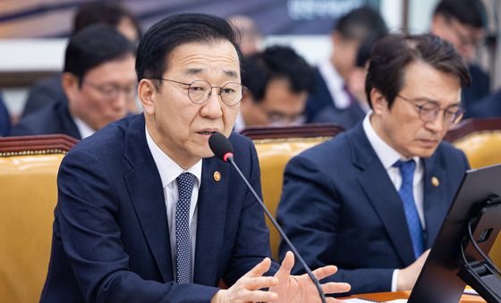 김윤덕 국토교통부 장관, 전세사기 관련 질의 답변