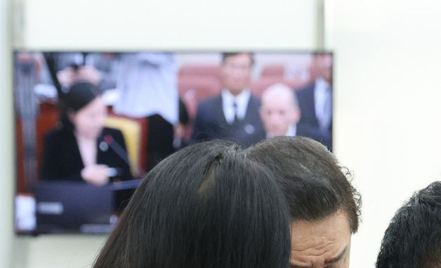 원내대표실 찾은 김병기 원내대표