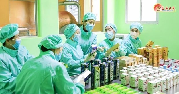 北, 고려약공장 현대화 사업 조명…"약 생산에 박차"