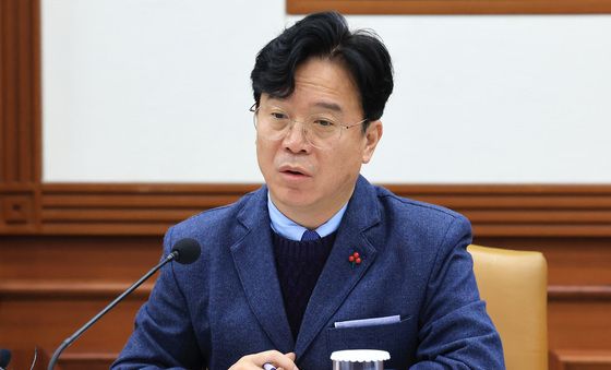 발언하는 김영훈 장관