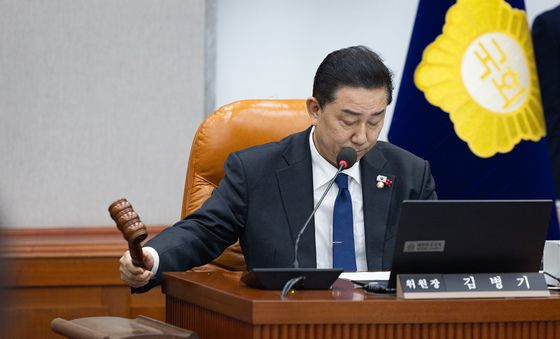 운영위, 정개특위 구성 결의안 의결