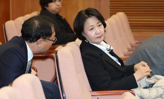 헌재 찾은 추미애 법사위원장