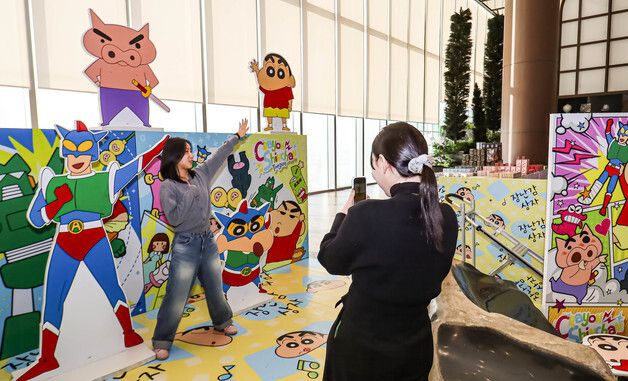 대전신세계, '짱구X꾸미버스' 특별전 진행…캐릭터 팬심 자극