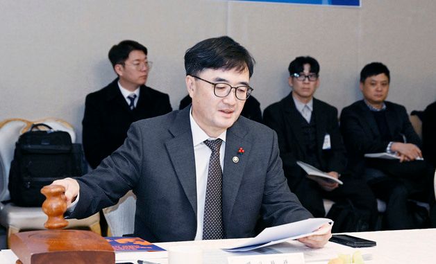 '제5차 조달정책심의위원회' 주재하는 임기근 차관
