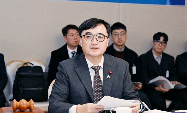 모두발언하는 임기근 차관